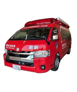 写真:指揮車の左前面