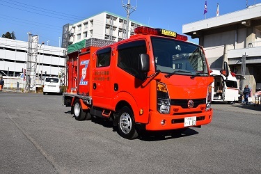写真:小型動力ポンプ付積載車