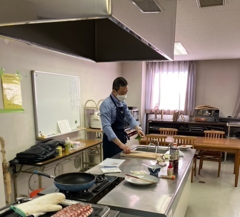 写真：カジ男養成講座の様子