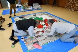 写真:大凧製作の様子1