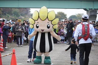 写真：応援するざまりん2