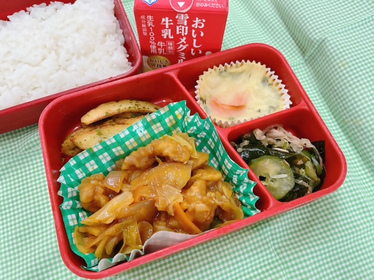写真：4月24日（木曜日）学校給食