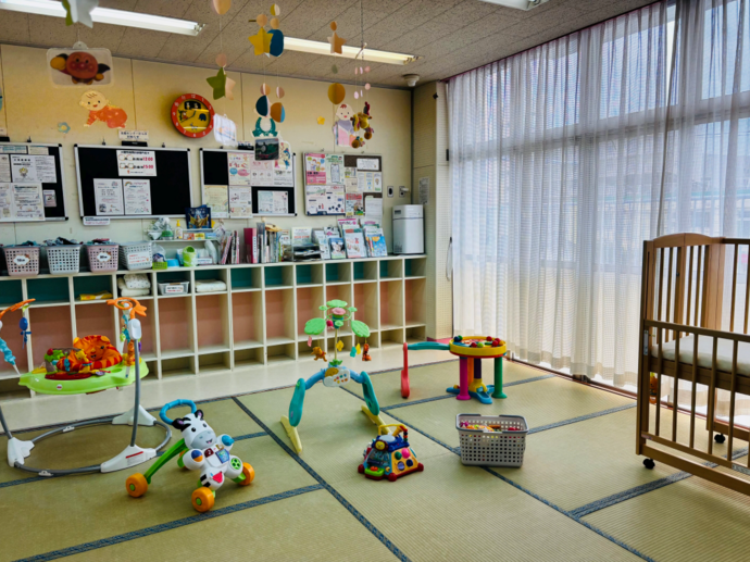 写真:第1子育て支援センター ざまりんのおうち「ゆめ」赤ちゃんルーム