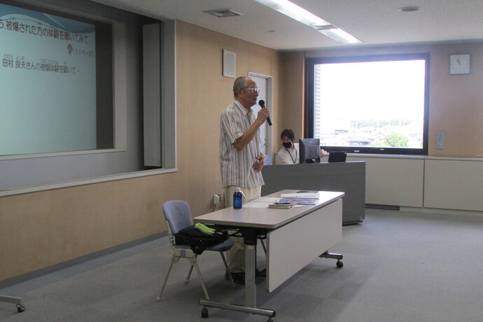 写真：平和勉強会の様子