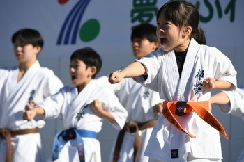 写真：ステージイベントの様子2