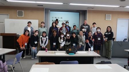 集合写真：国際親善大使3期生とキャンプ座間ボランティアの皆さん