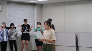 写真：出し物発表の様子2