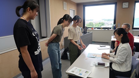 写真：座間フェア発表の様子