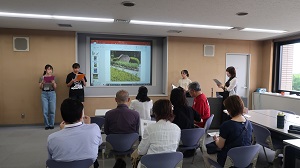 写真：座間パズル発表の様子1