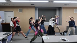 写真：特技披露の様子