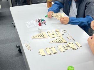 写真：工作中の様子2