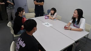 写真：青少年健全育成大会の発表内容決めの様子2