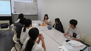 写真：青少年健全育成大会の役割分担決めの様子1