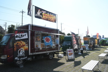 写真：キッチンカー