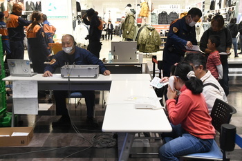 写真：屋内会場の様子3
