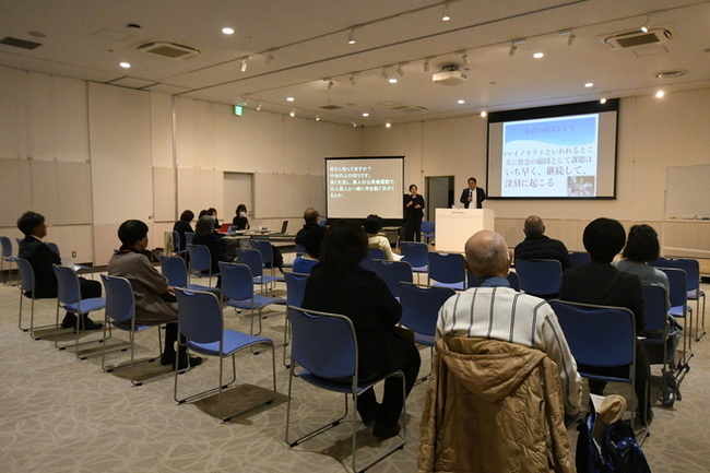 写真：講演会の様子