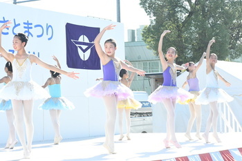写真：ステージイベントの様子3