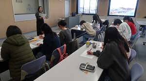 写真：英会話の様子1