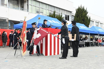 写真：表彰を受ける職員1