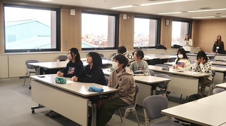 写真:英会話の様子